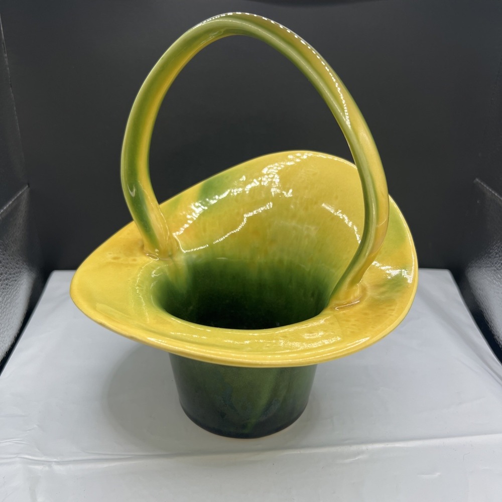 Vintage Hull Pottery Basket Vase 418 Mid Century Chartreuse Avocado Green USA